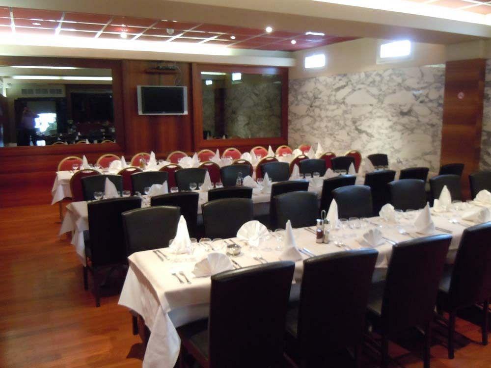 Hotel Tristar Ла-Лувьер Экстерьер фото